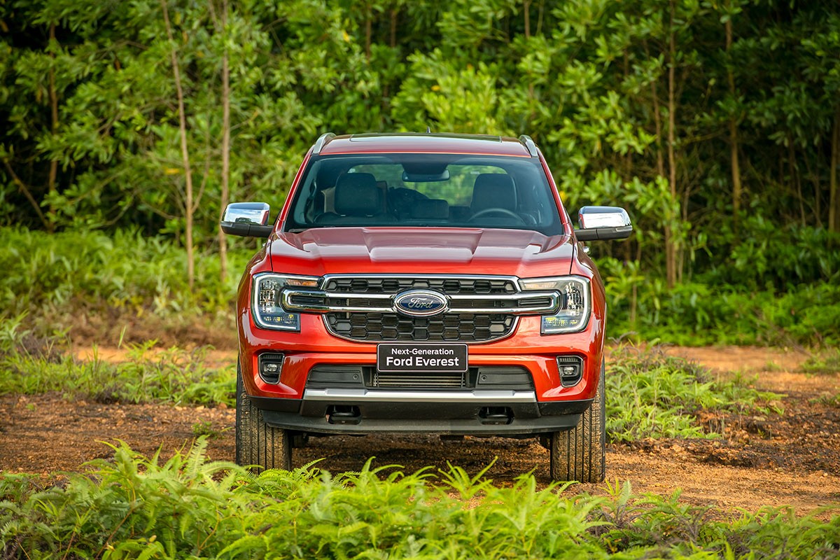 Ford Everest 2023 tăng giá bán tại Việt Nam Ford Everest 2023 tăng giá bán tại Việt Nam