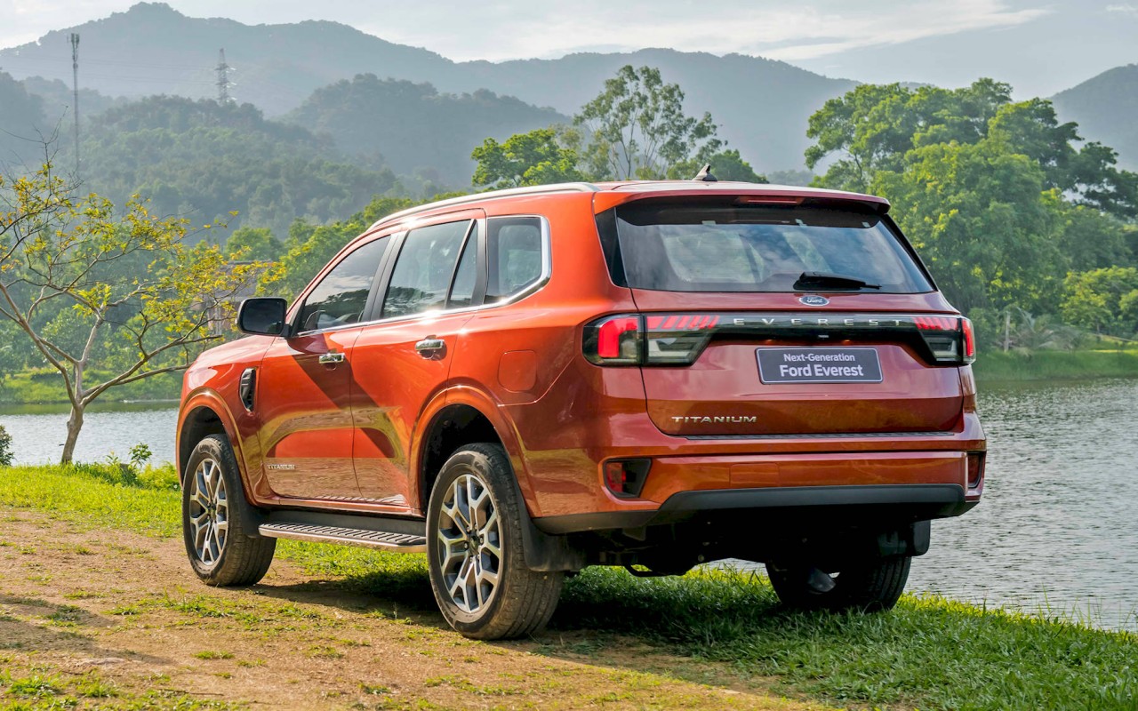 Ford Everest 2023 tăng giá bán tại Việt Nam Ford Everest 2023 tăng giá bán tại Việt Nam