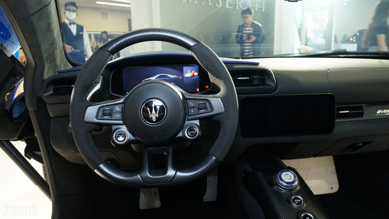 Maserati MC20 chính hãng có mặt tại Việt Nam với giá 16 tỷ đồng