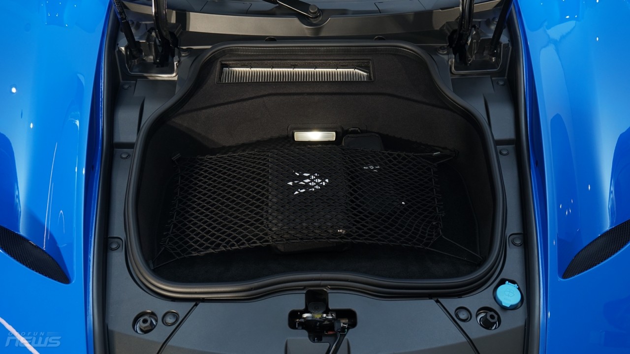 Maserati MC20 chính hãng có mặt tại Việt Nam với giá 16 tỷ đồng