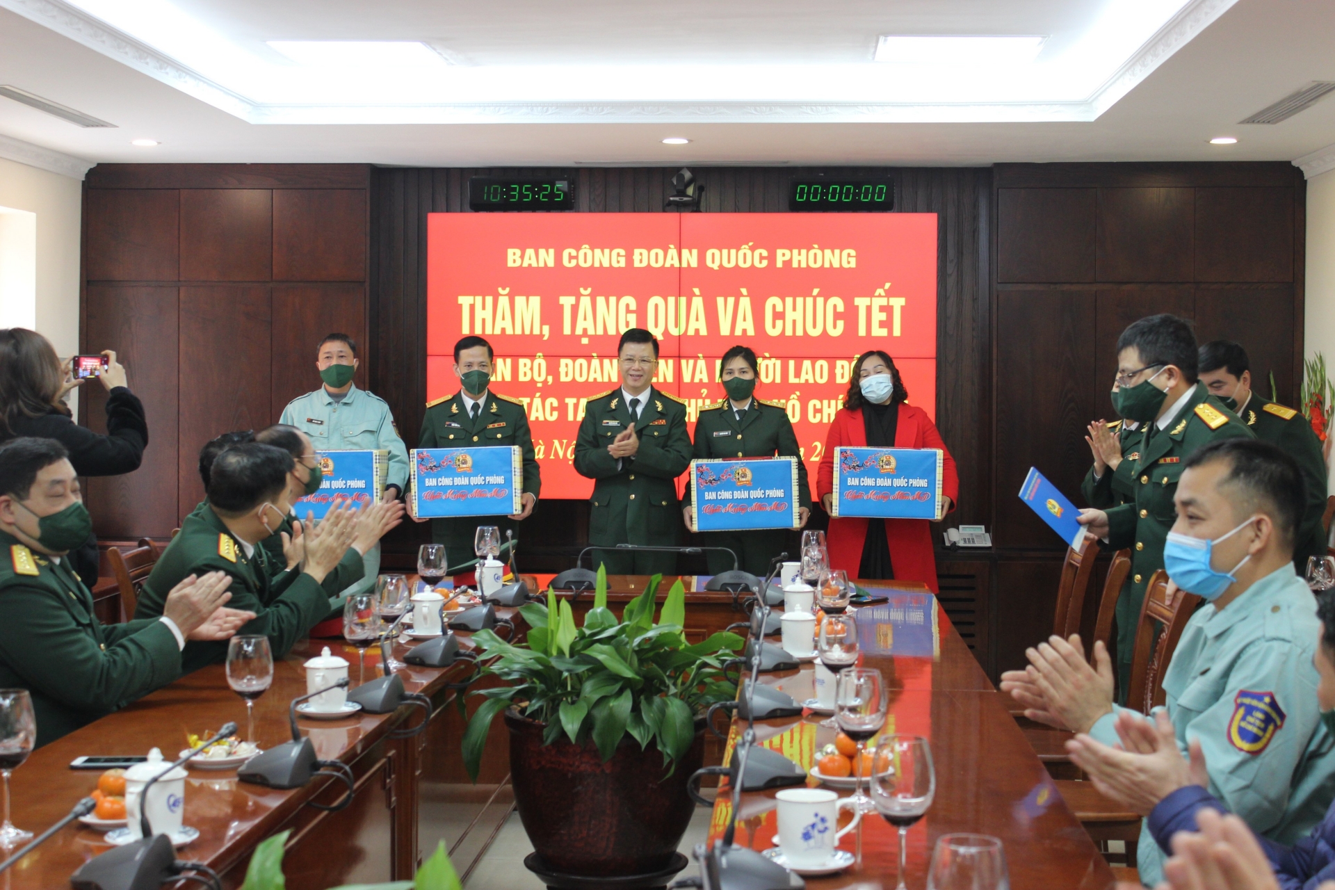 Công đoàn Quốc phòng: Gắn bó máu thịt với Quân đội nhân dân Việt Nam Công đoàn Quốc phòng: Gắn bó máu thịt với Quân đội nhân dân Việt Nam