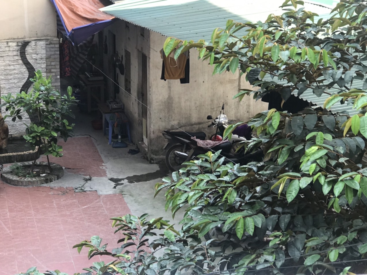 Người lao động thuê nhà "kêu trời” vì giá điện tăng nguoi lao dong thue nha keu troi vi gia dien tang