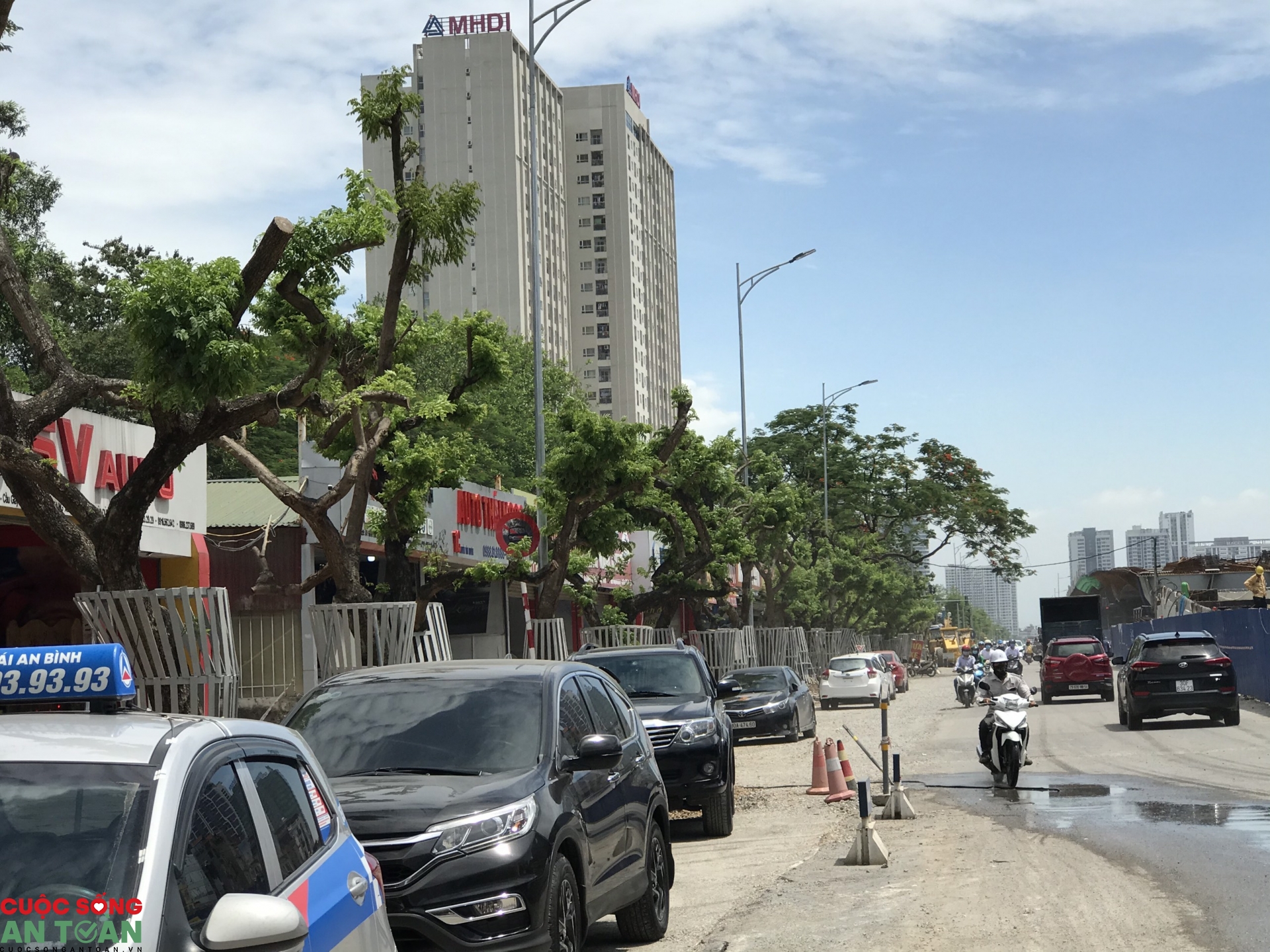 mac ao giap sat bao ve 34 cay sua do quy hon vang