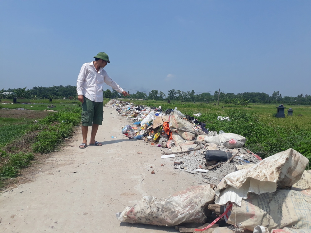 rac thai van un u tai nhieu huyen cua ha noi gay o nhiem moi truong nghiem trong