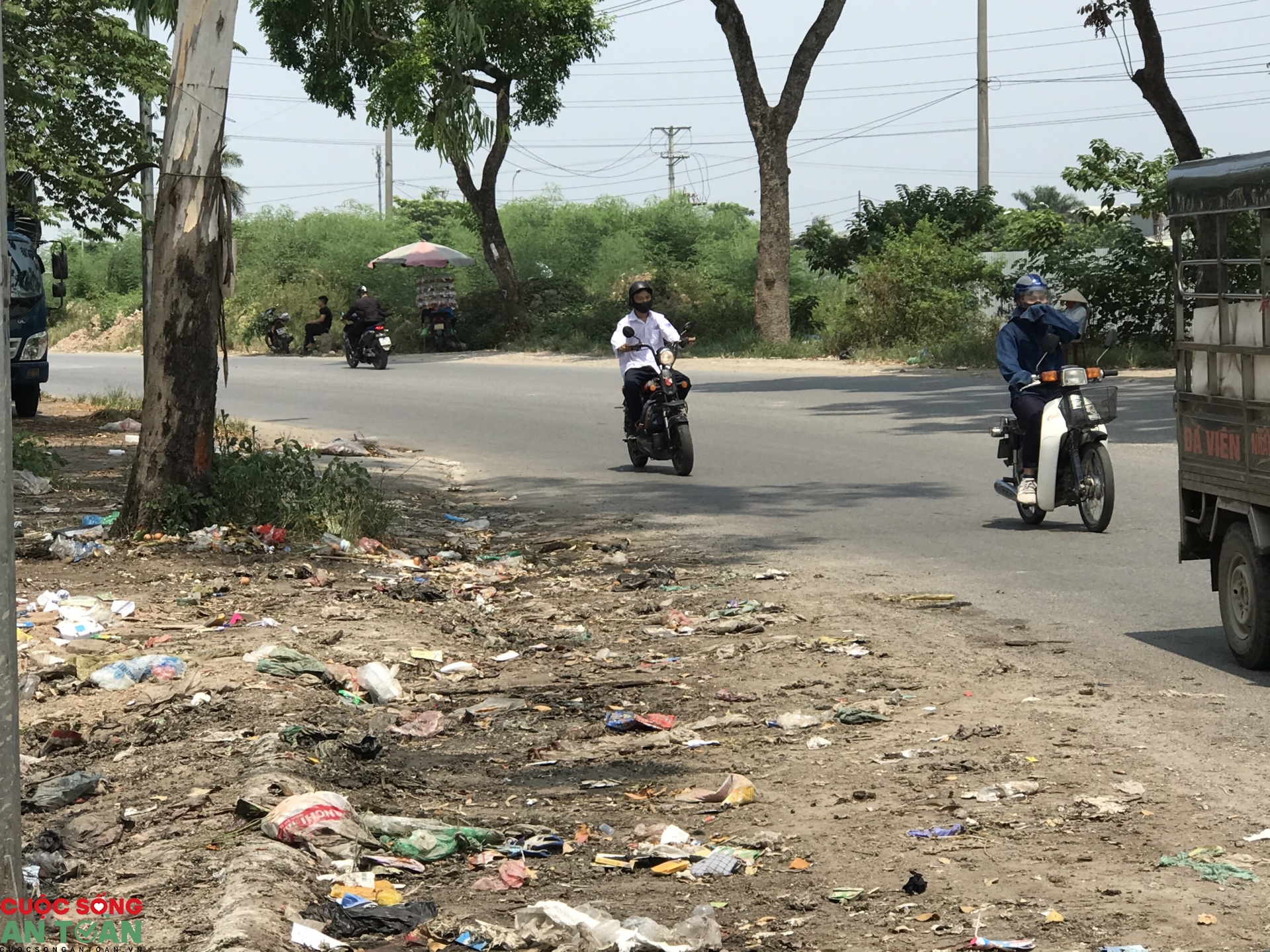 rac thai bua vay hanh ha cong nhan kcn bac thang long