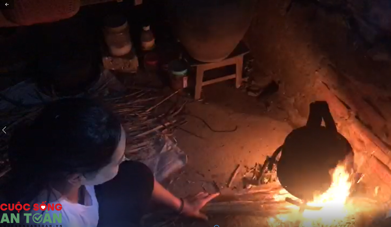 Nỗi đau tột cùng của nữ công nhân có con ngoài giá thú noi dau tot cung cua nu cong nhan co con ngoai gia thu