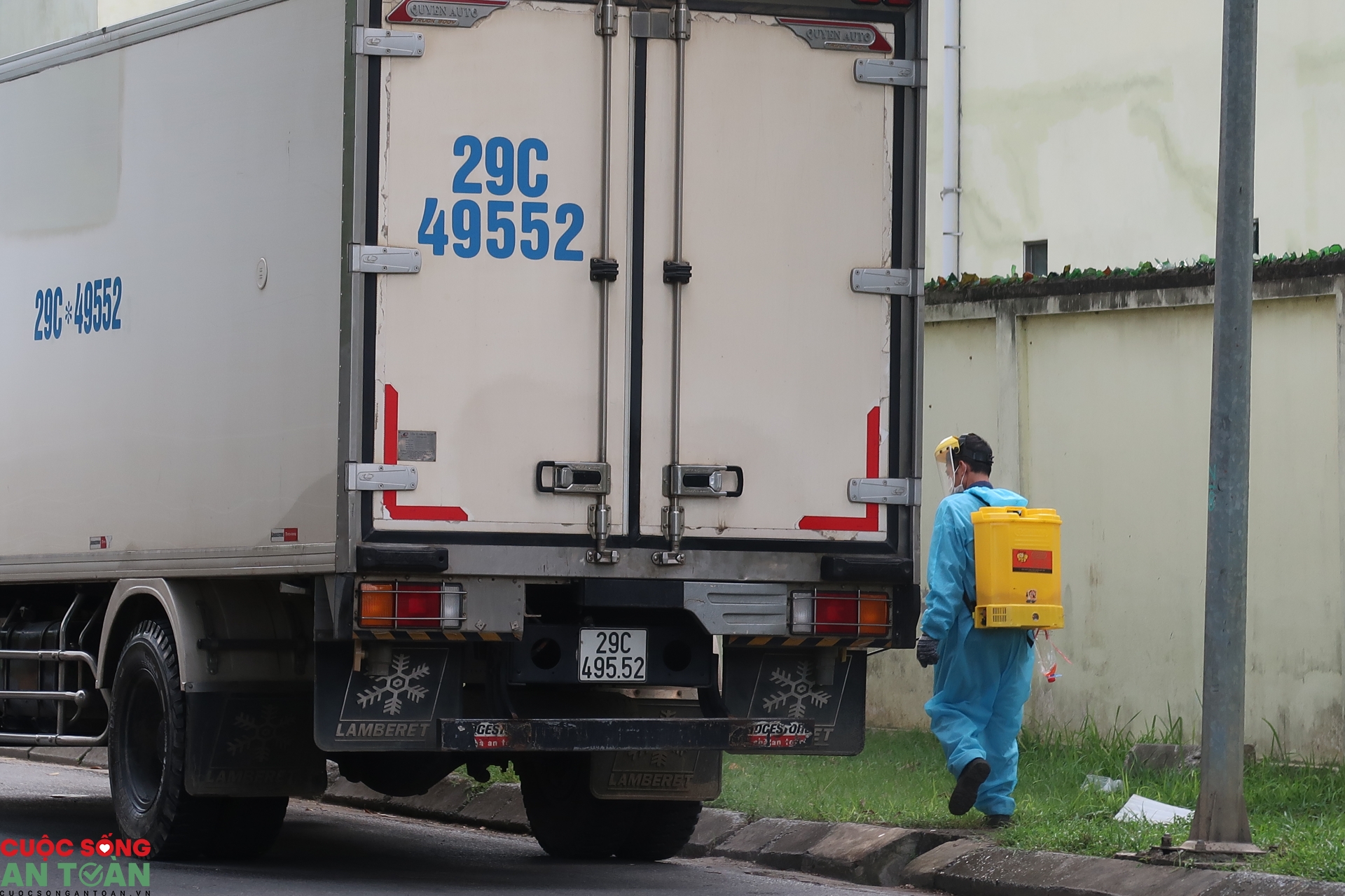 undefined 0027 img 0290