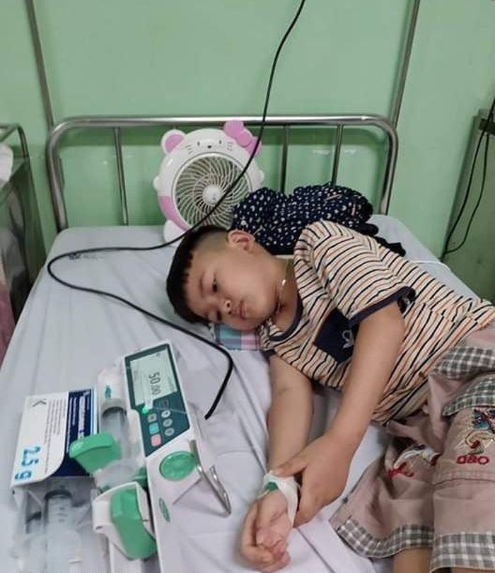 noi buon cua hai nguoi me tre co con bao benh