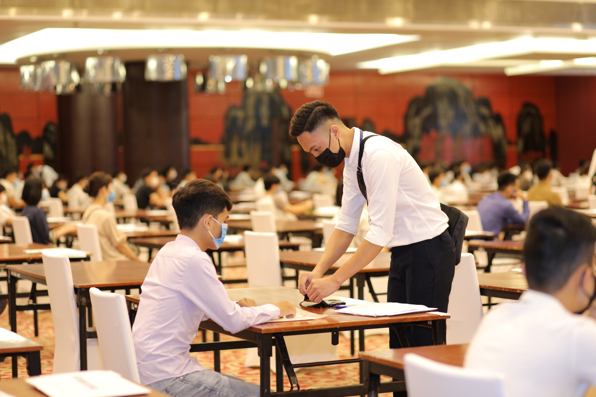 Người lao động hồ hởi trước “cánh cửa” việc làm tại Samsung nguoi lao dong ho hoi truoc canh cua viec lam tai samsung