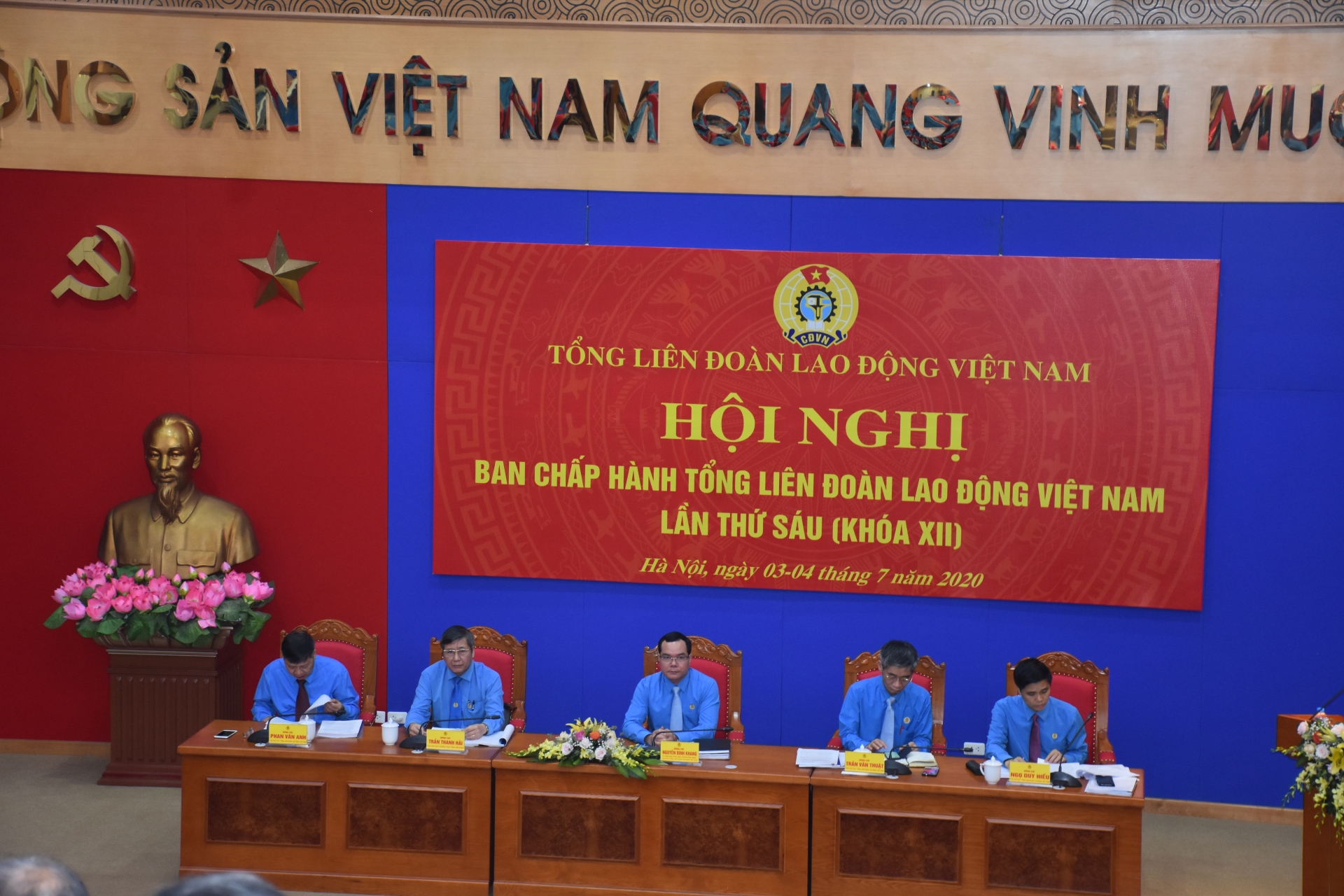 khai mac hoi nghi ban chap hanh tong lien doan lao dong viet nam khoa xii