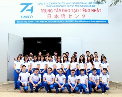 khoi to 4 doi tuong moi gioi dua 400 nguoi ra nuoc ngoai trai phep