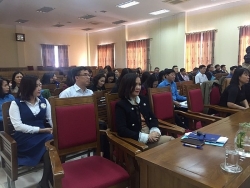 ta hoa phat hien thi the nguoi dan ong dang phan huy trong phong tro