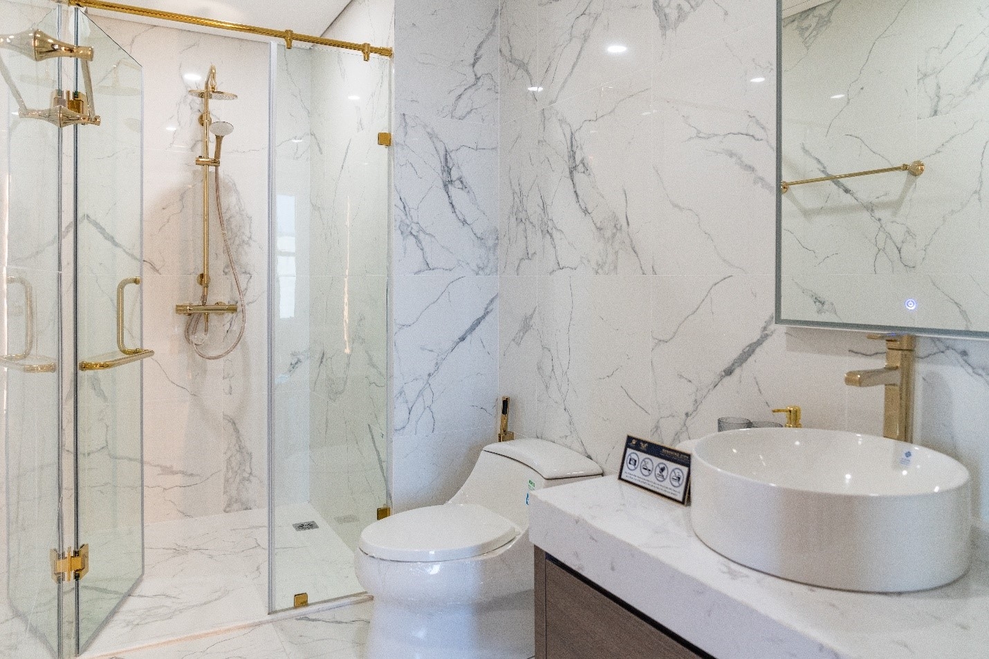 Đại gia Hà Thành bỏ bạc tỷ mua căn hộ thượng lưu: Nhận nhà “khác xa” bản vẽ 3D dai gia ha thanh bo bac ty mua can ho thuong luu nhan nha khac xa ban ve 3d