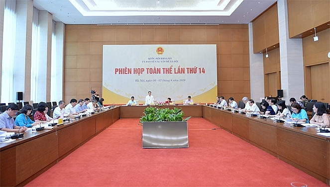 Đại biểu Quốc hội nêu quan điểm về tiền lương, giờ làm thêm của người lao động dai bieu quoc hoi neu quan diem ve tien luong gio lam them cua nguoi lao dong