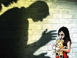 toi thay hoa vang trong tro tan