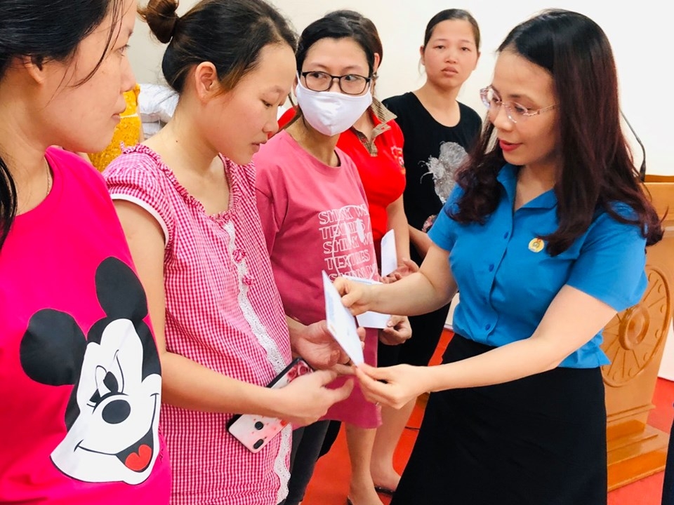 LĐLĐ thành phố Hải Phòng: Bao gạo ấm tình công đoàn ldld thanh pho hai phong bao gao am tinh cong doan