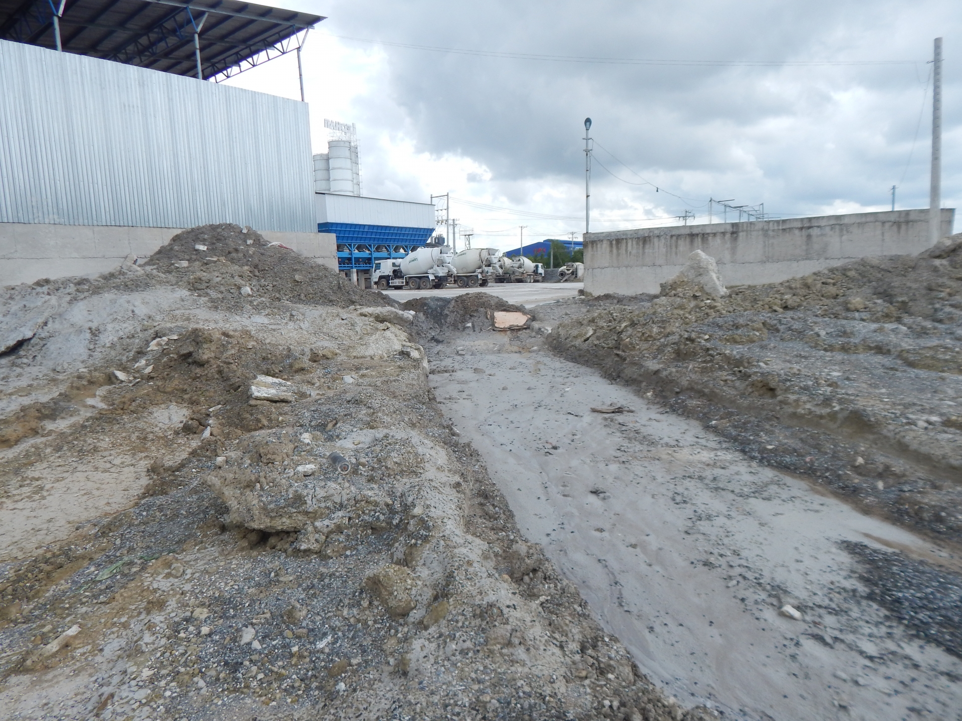 Sản xuất vật liệu xây dựng cần lưu ý bảo hộ để tránh bệnh hô hấp nghề nghiệp Sản xuất vật liệu xây dựng cần lưu ý bảo hộ để tránh bệnh hô hấp nghề nghiệp