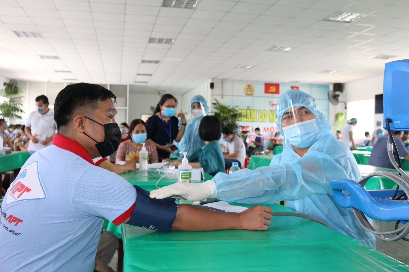 Doanh nghiệp sản xuất, kinh doanh trong đại dịch Covid-19: Dù khó mấy cũng không bỏ cuộc