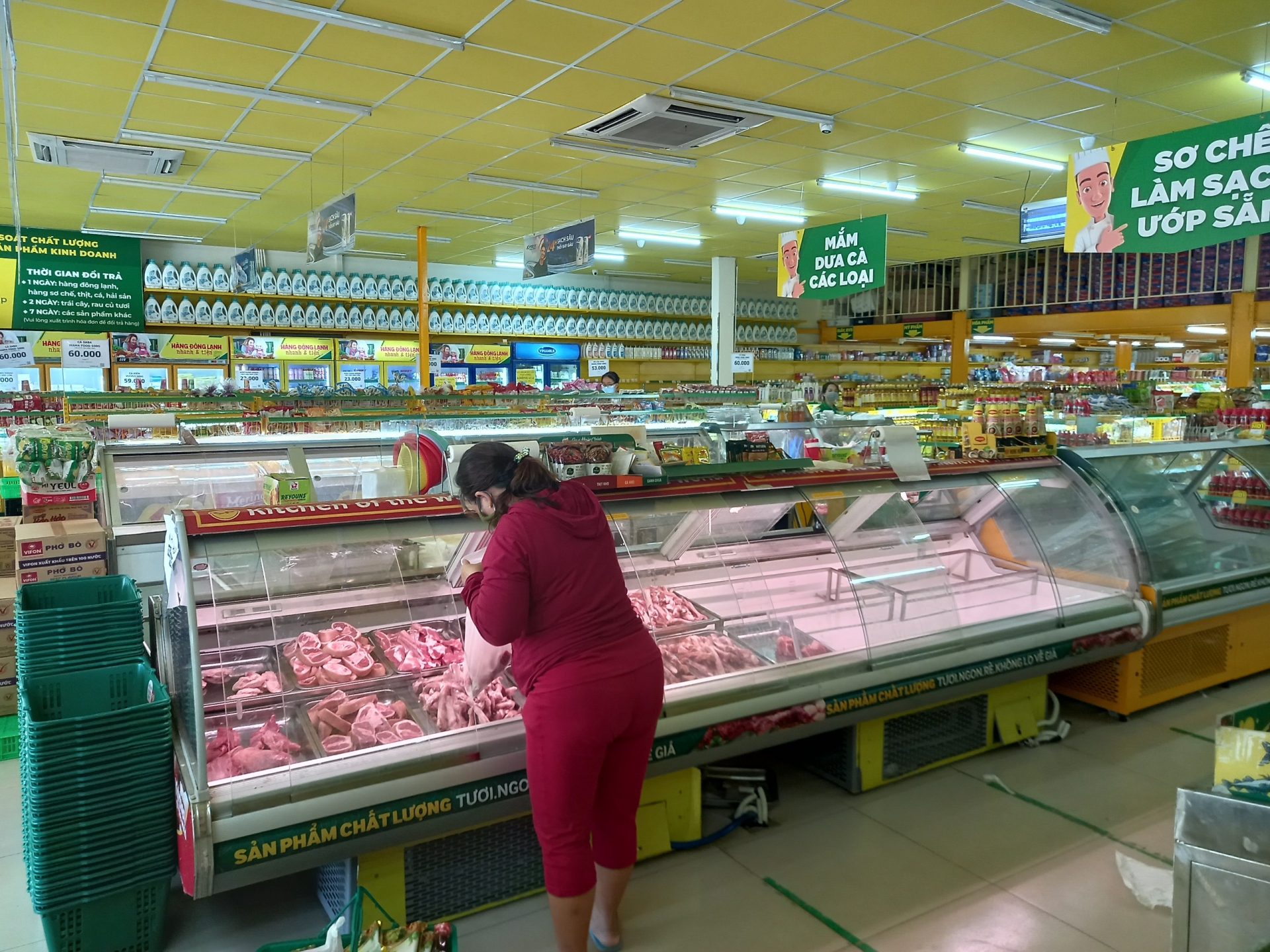 Vì sao một cửa hàng Bách Hóa Xanh bị xử phạt?