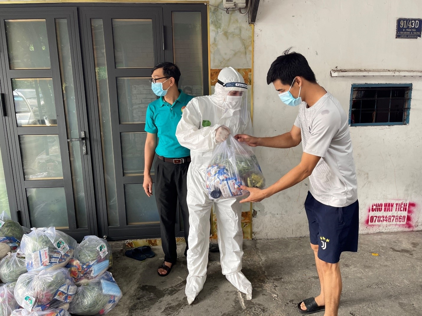 Tương trợ nhau vượt qua đại dịch