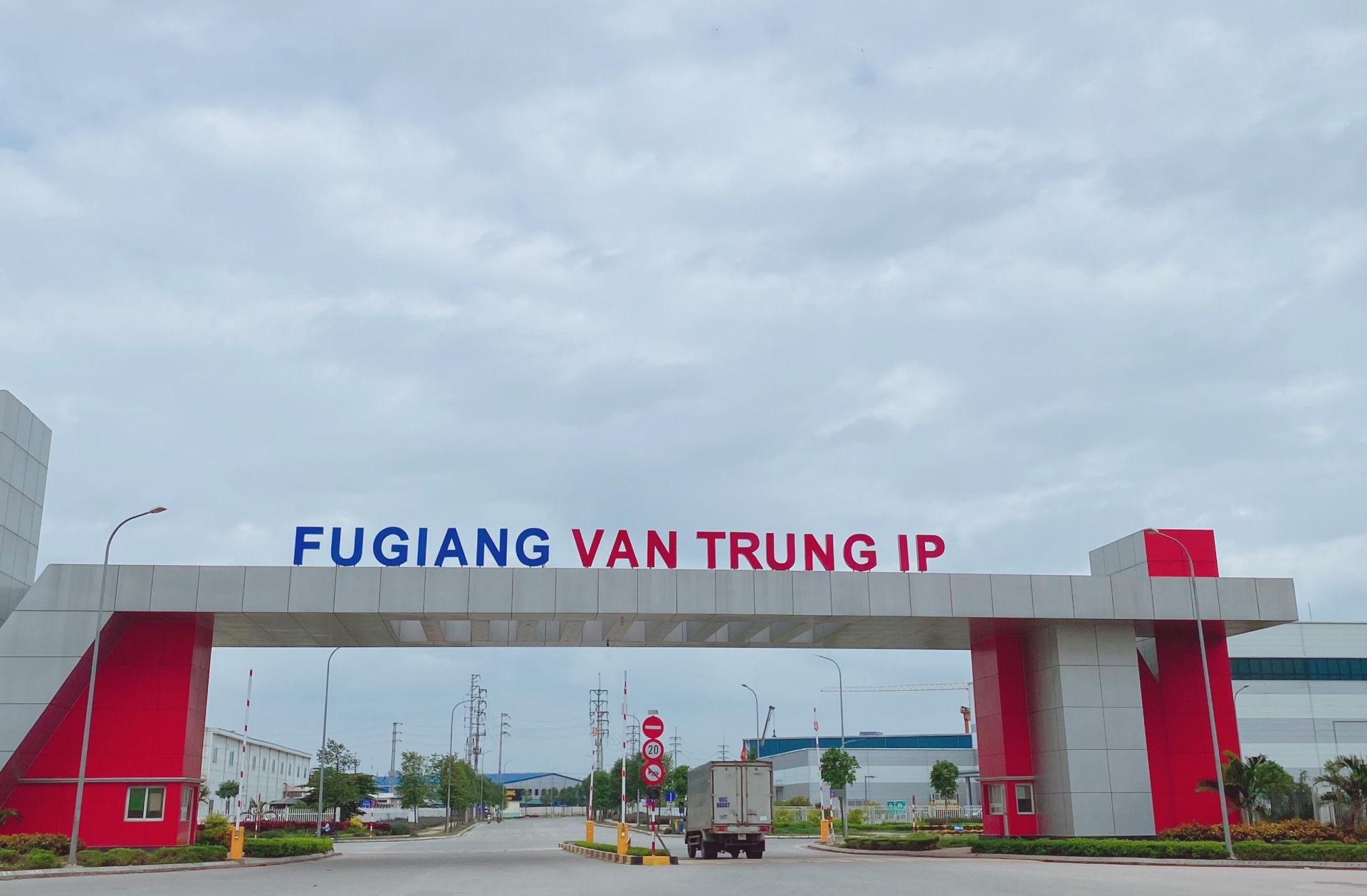 Cần nhìn lại công tác phòng chống cháy nổ tại các khu công nghiệp dịp cuối năm Cần nhìn lại công tác phòng chống cháy nổ tại các khu công nghiệp dịp cuối năm