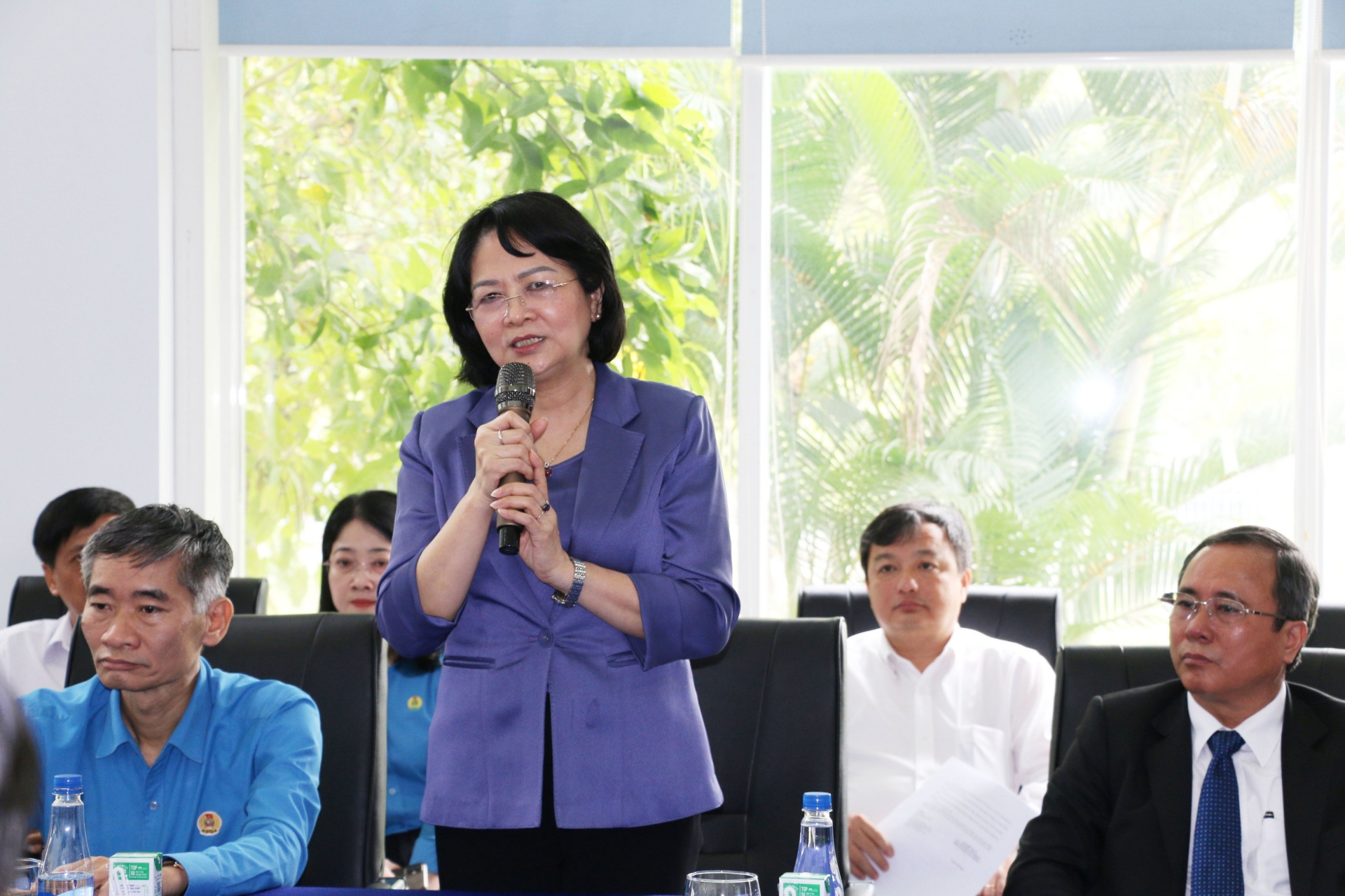 Phó Chủ tịch nước đề nghị cần quan tâm đến những công nhân bám xưởng trong dịp Tết Phó Chủ tịch nước đề nghị cần quan tâm đến những công nhân bám xưởng trong dịp Tết