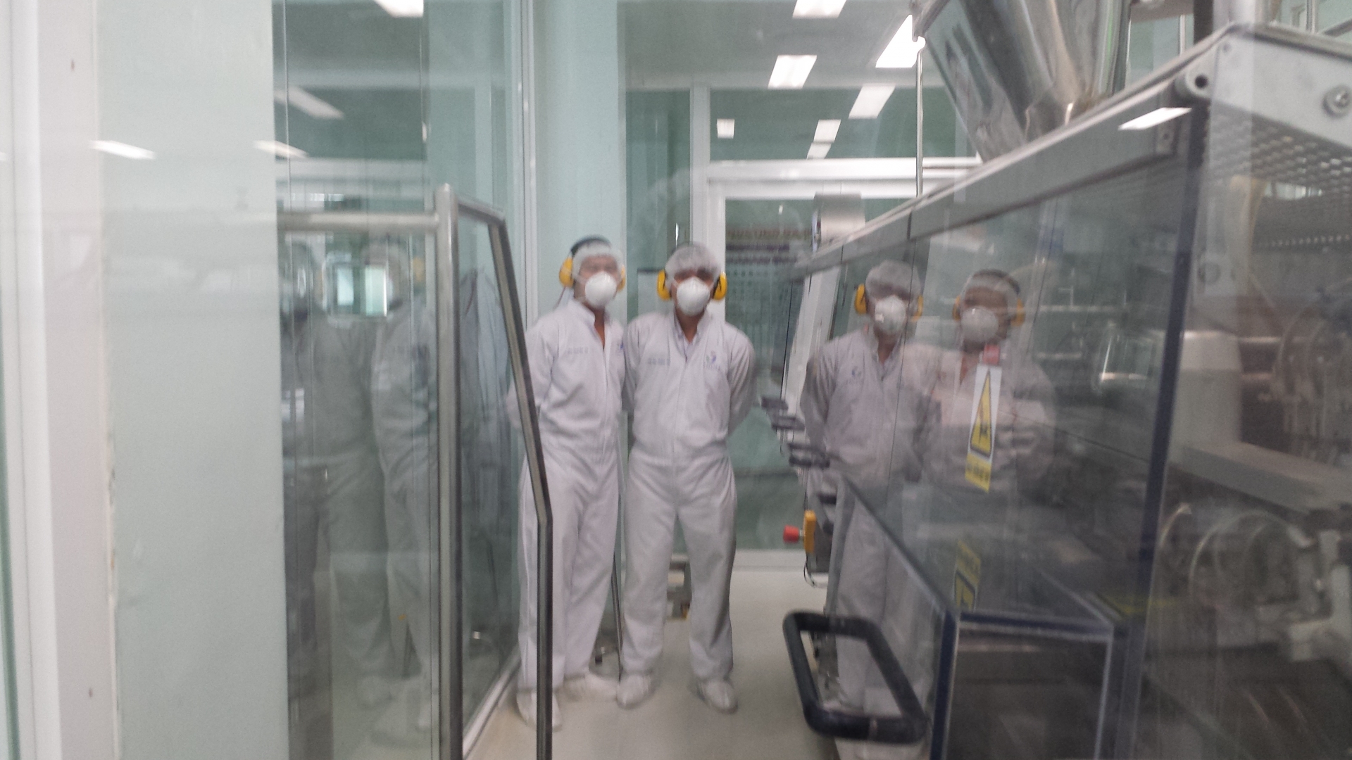 Tập đoàn tưởng thưởng công nhân vì “đã làm việc không ngừng nghỉ” trong dịch Covid-19 tap doan tuong thuong cong nhan vi da lam viec khong ngung nghi trong dich covid 19