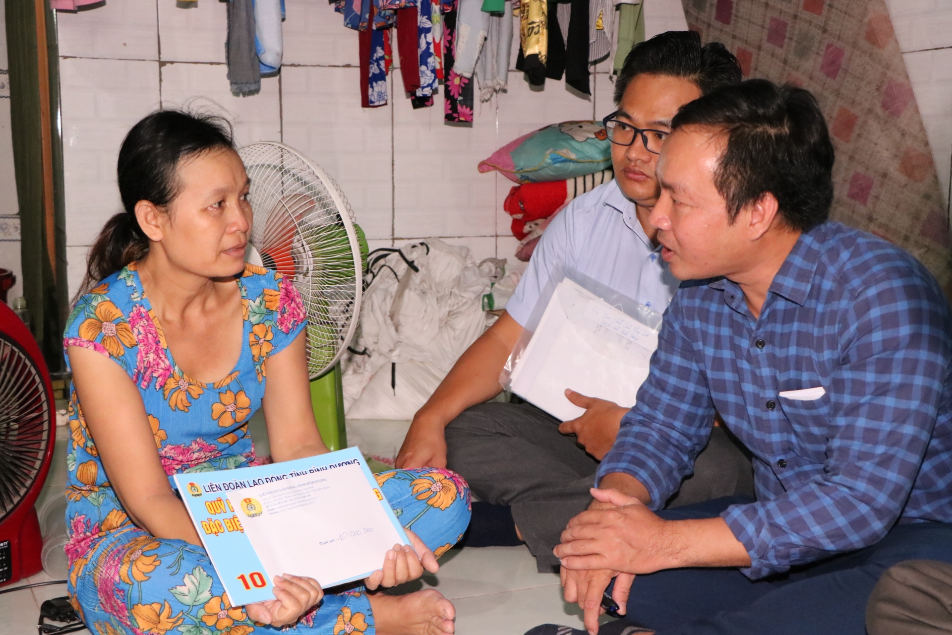 “Góp 1.000 đồng để đồng nghiệp của tôi được tiếp tục sống giống như tôi”