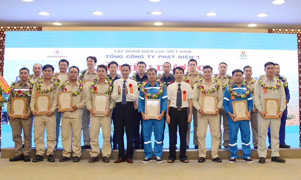 Tập trung hỗ trợ đoàn viên, công đoàn cơ sở ở vùng khó khăn tap trung ho tro doan vien cong doan co so o vung kho khan