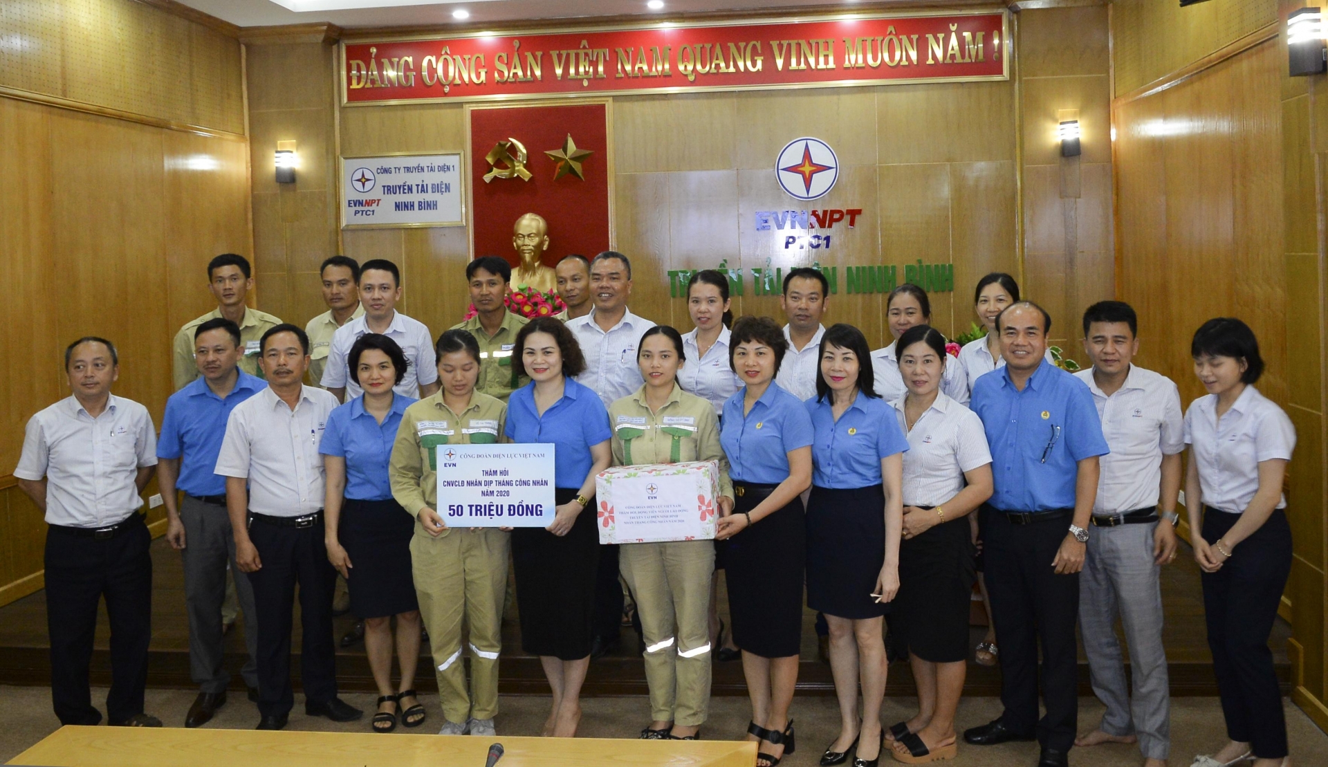 Tập trung hỗ trợ đoàn viên, công đoàn cơ sở ở vùng khó khăn tap trung ho tro doan vien cong doan co so o vung kho khan