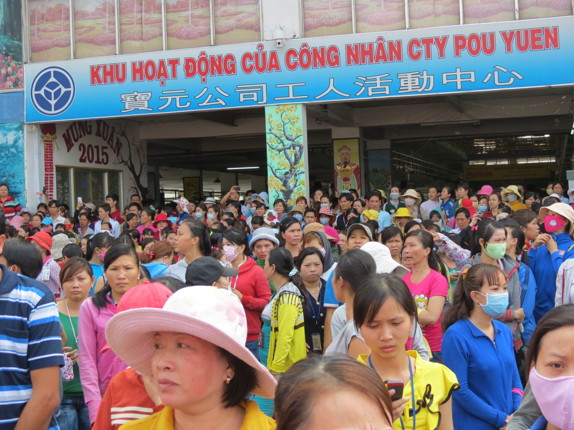 truoc cuoc dai cat giam o pouyuen thuong hang ngan gia dinh cong nhan que mien tay