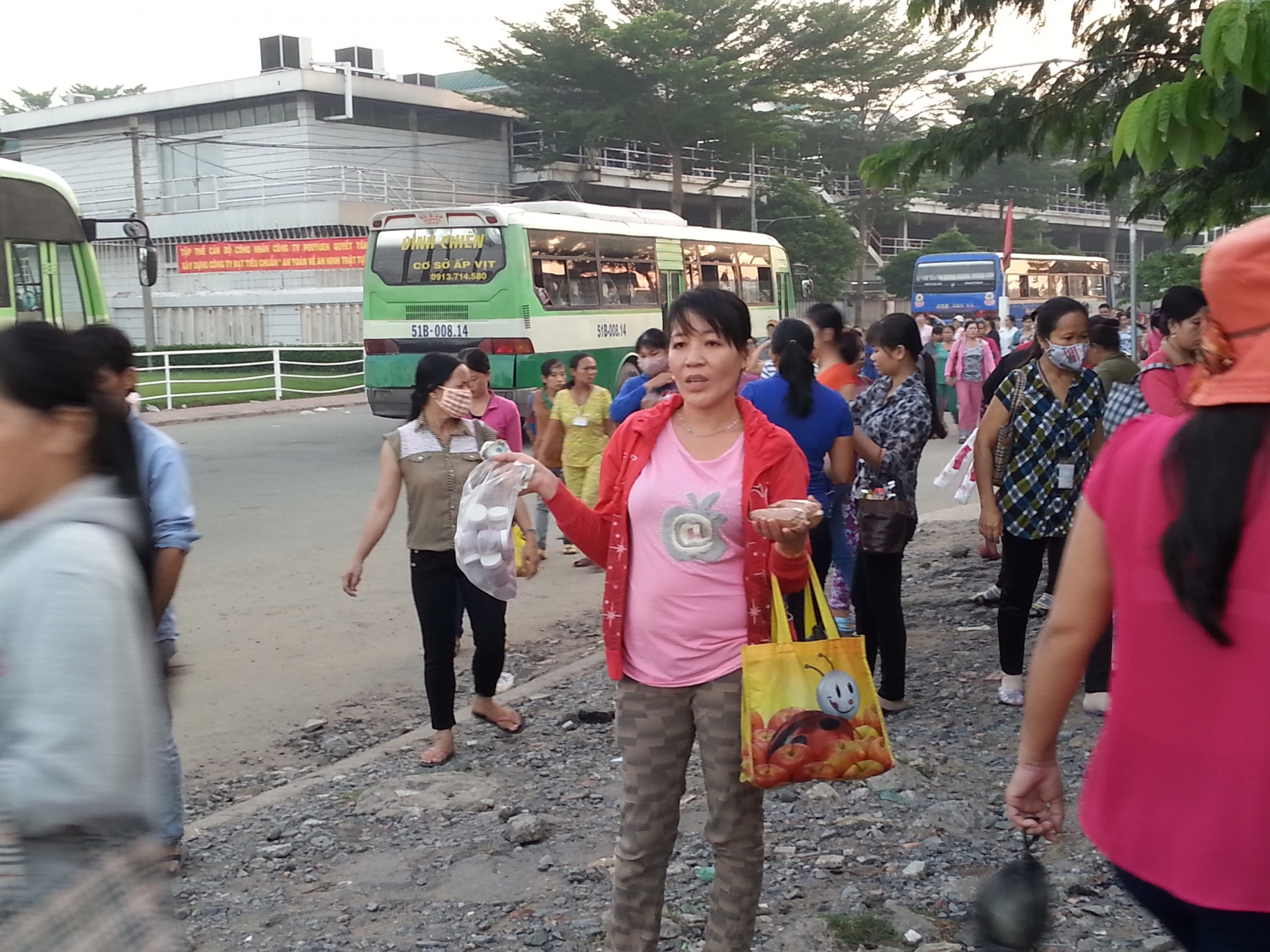 lam ro 10 thue thu nhap ca nhan ma cong nhan mat viec o cong ty pouyuen vn phai dong