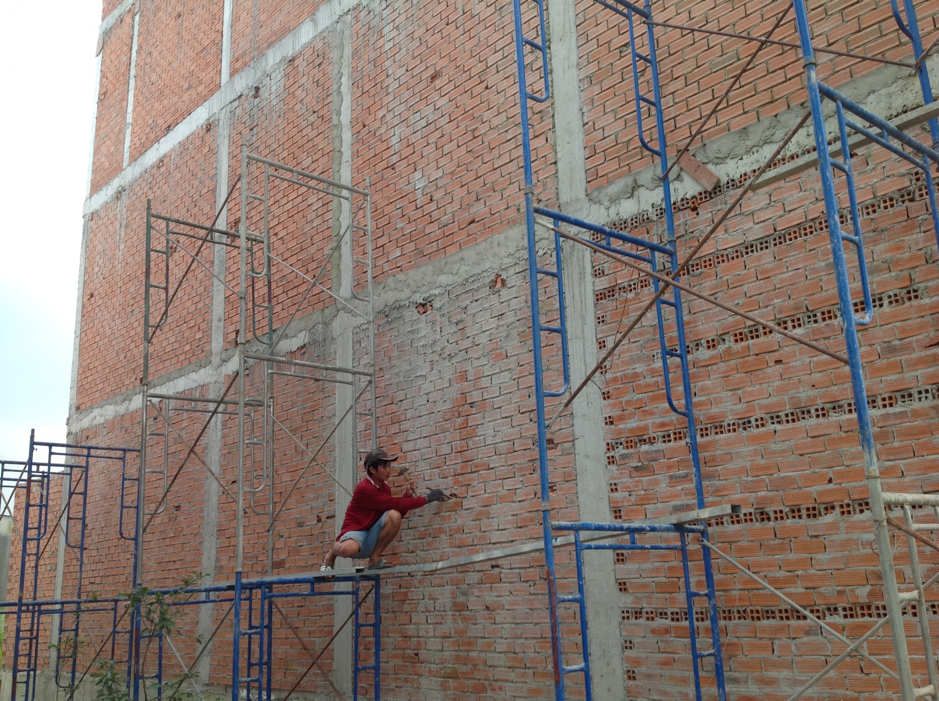 Đề nghị hỗ trợ 1 triệu đồng/tháng cho thợ hồ, lơ xe, tiếp viên,... ở TP.HCM vì Covid-19 de nghi ho tro 1 trieu dongthang cho tho ho lo xe tiep vien o tphcm vi covid 19