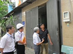 o to 16 cho dam truc dien xe tai khien 8 nguoi tu vong luc rang sang