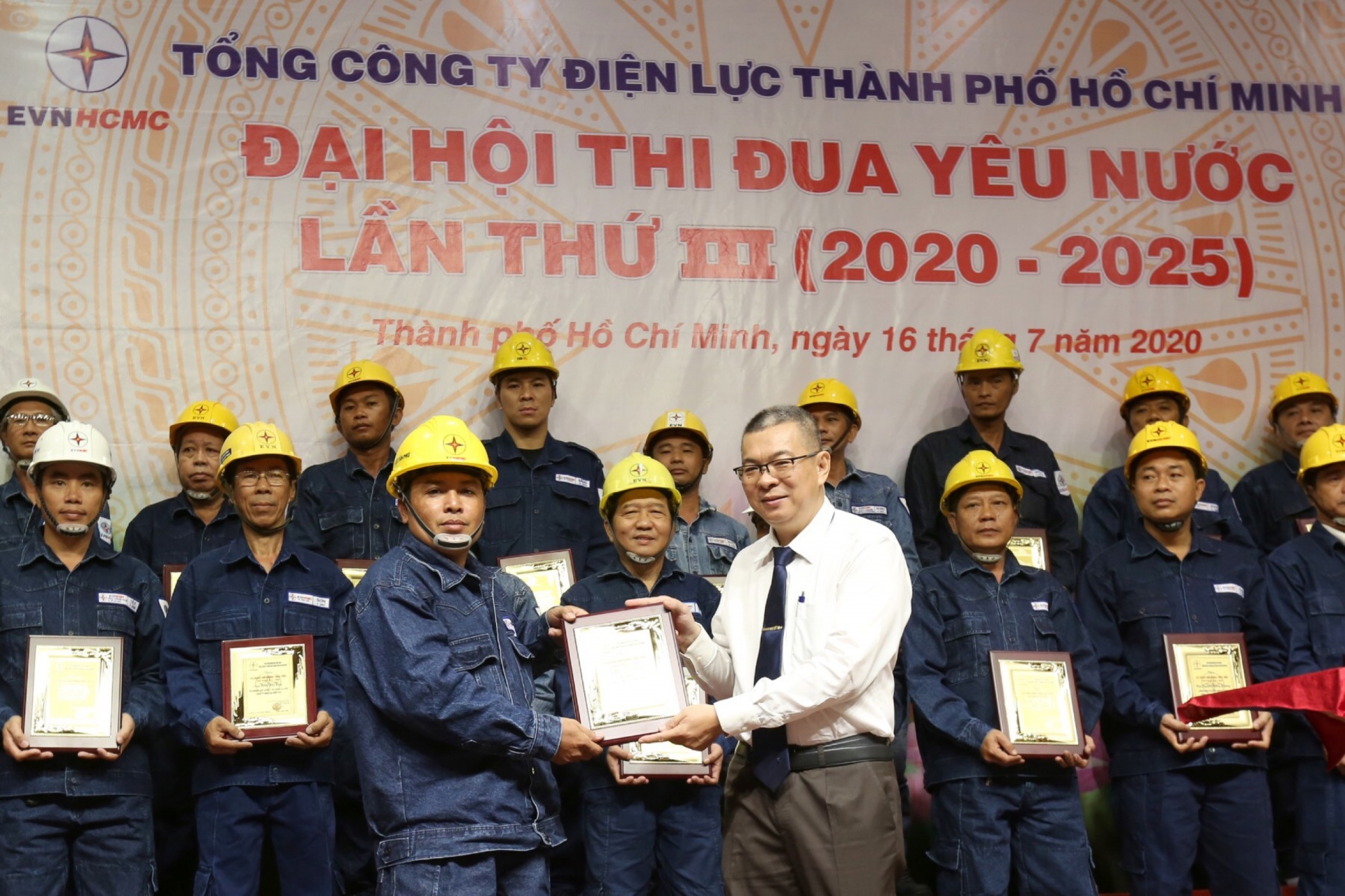 muon tien bo trong nghe nguoi tho khong duoc e ngai voi cai moi