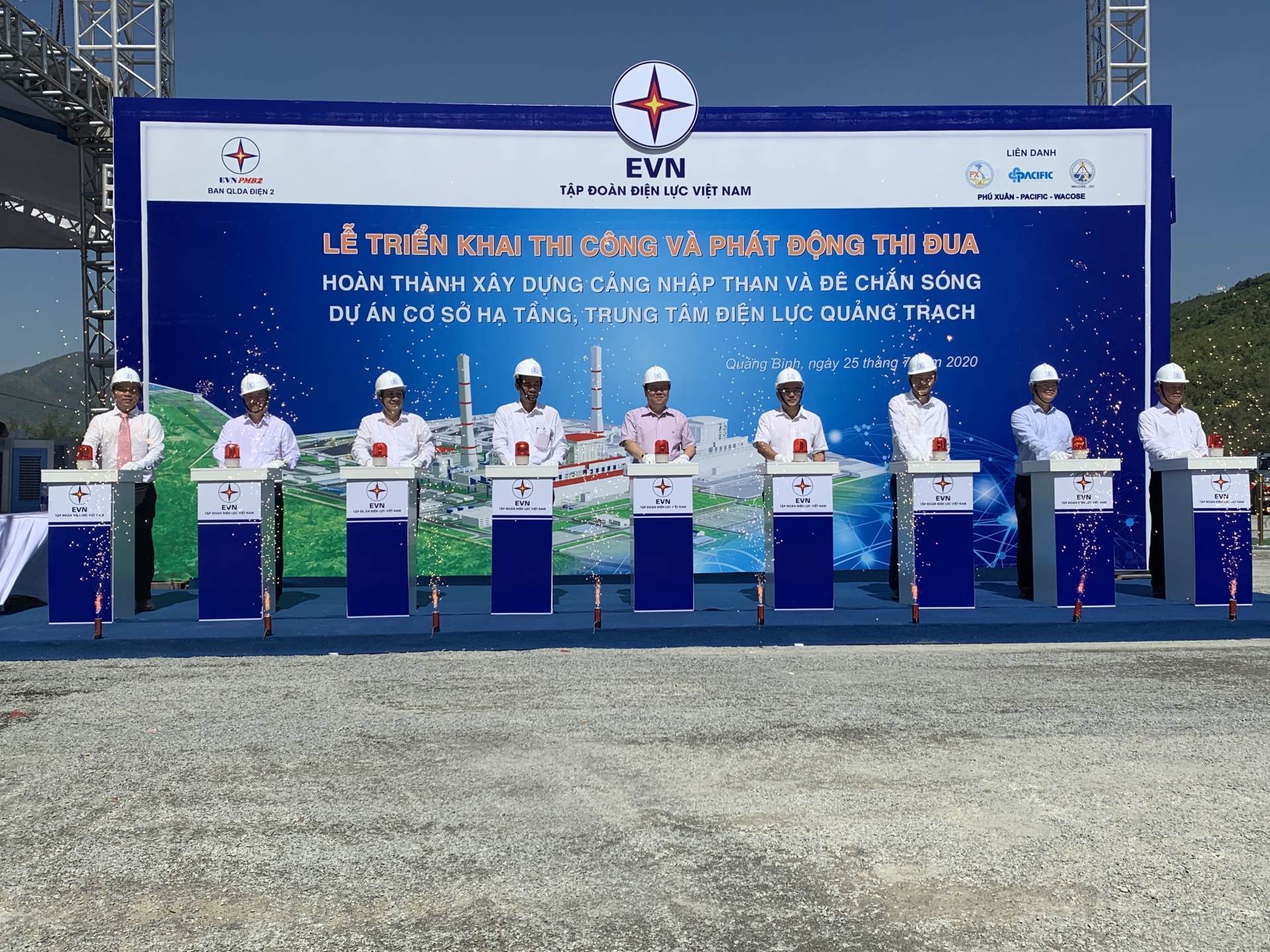 Công đoàn góp phần tạo động lực để đoàn viên, người lao động EVN hoàn thành nhiệm vụ cong doan gop phan tao dong luc de doan vien nguoi lao dong evn hoan thanh nhiem vu