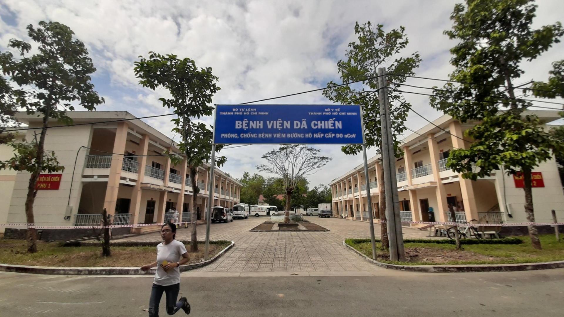 Bệnh viện Dã chiến Củ Chi nơi thực hiện cách ly, điều trị bệnh nhân Covid-19 2116 z2004644951273 40f00bff597395f82aaa5533688953b2
