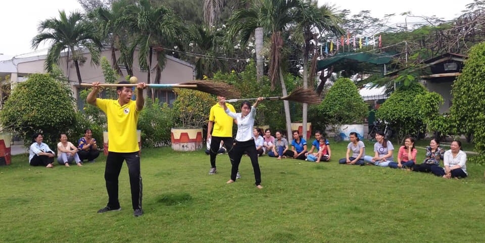 “Mang” nhà văn hóa xuống tận nơi ở, nơi làm việc của công nhân “Mang” nhà văn hóa xuống tận nơi ở, nơi làm việc của công nhân