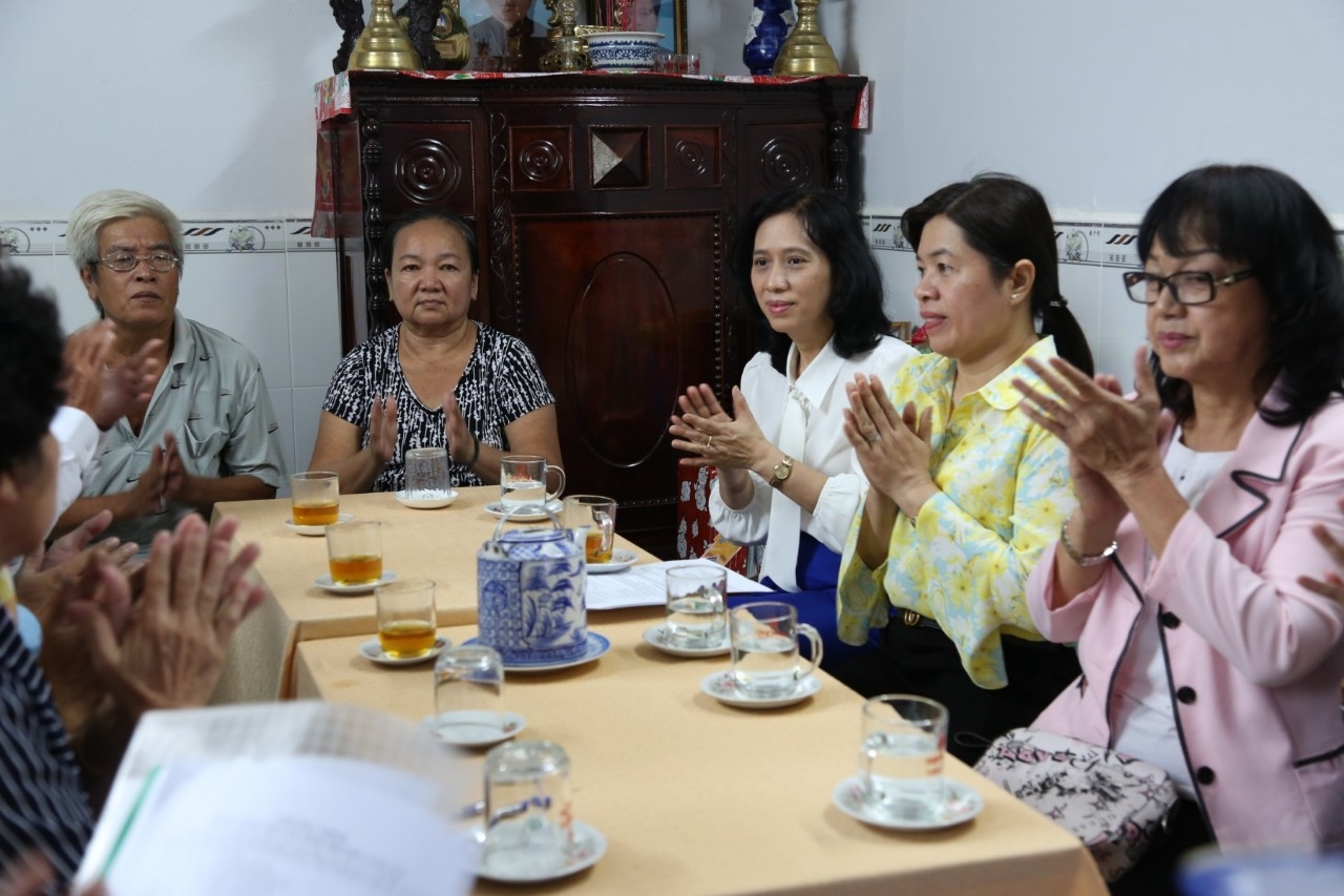 Trao “niềm vui nhà mới” đến gia đình chị em có hoàn cảnh khó khăn Trao “niềm vui nhà mới” đến gia đình chị em có hoàn cảnh khó khăn