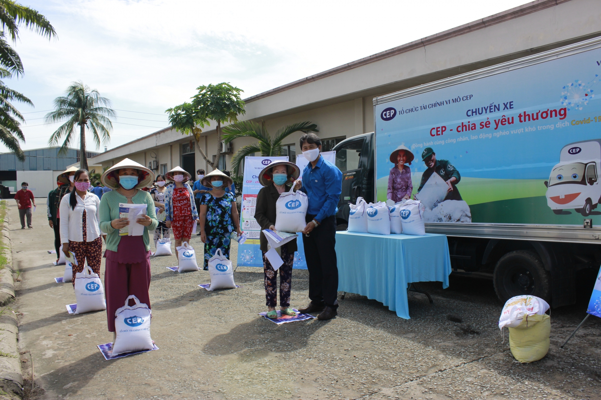 Kỳ cuối: CEP đã giúp người lao động nghèo vượt qua tín dụng đen, vươn lên ra sao?