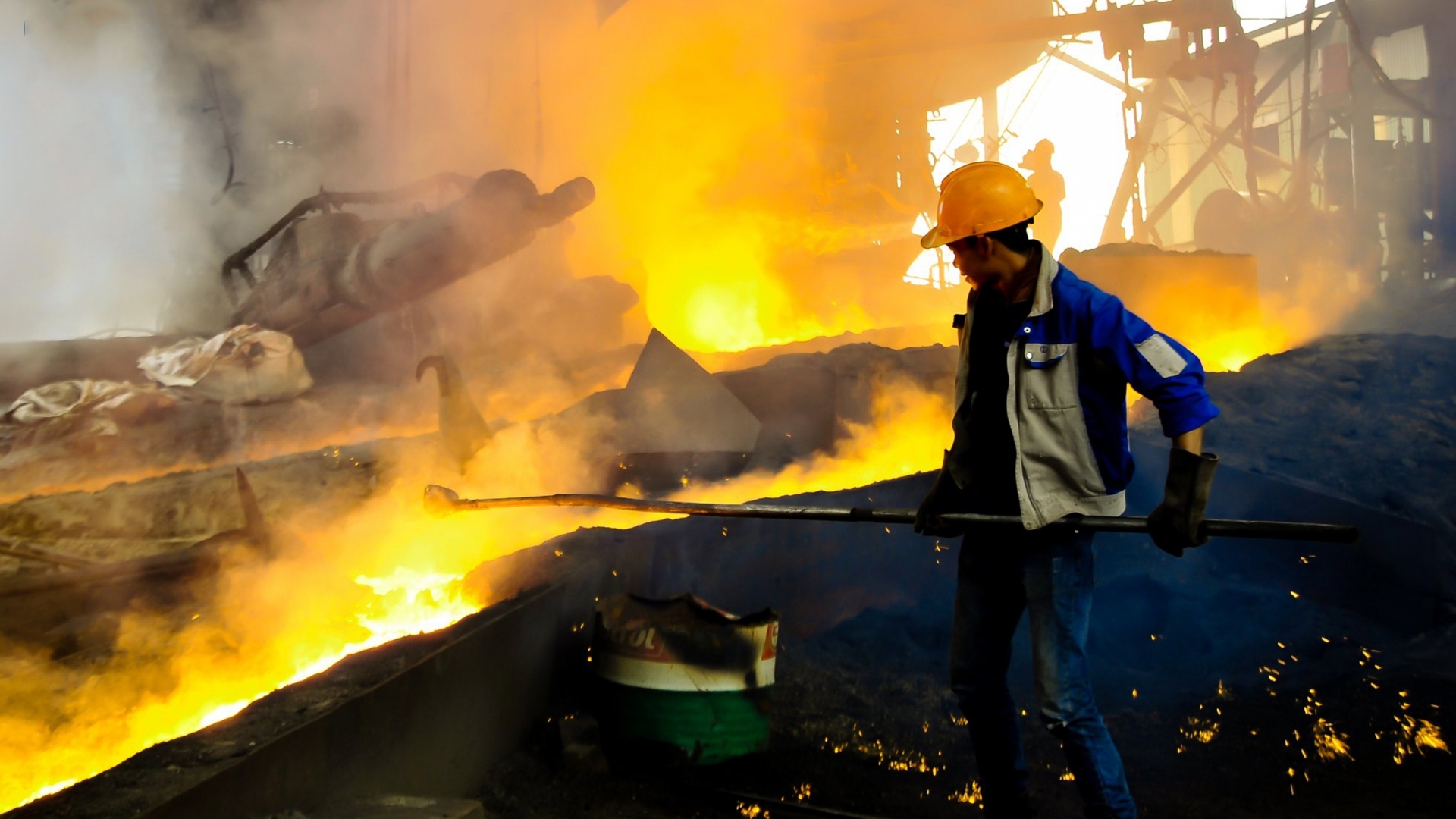 Chấp nhận tăng giờ làm thêm để có thêm chi phí sinh hoạt