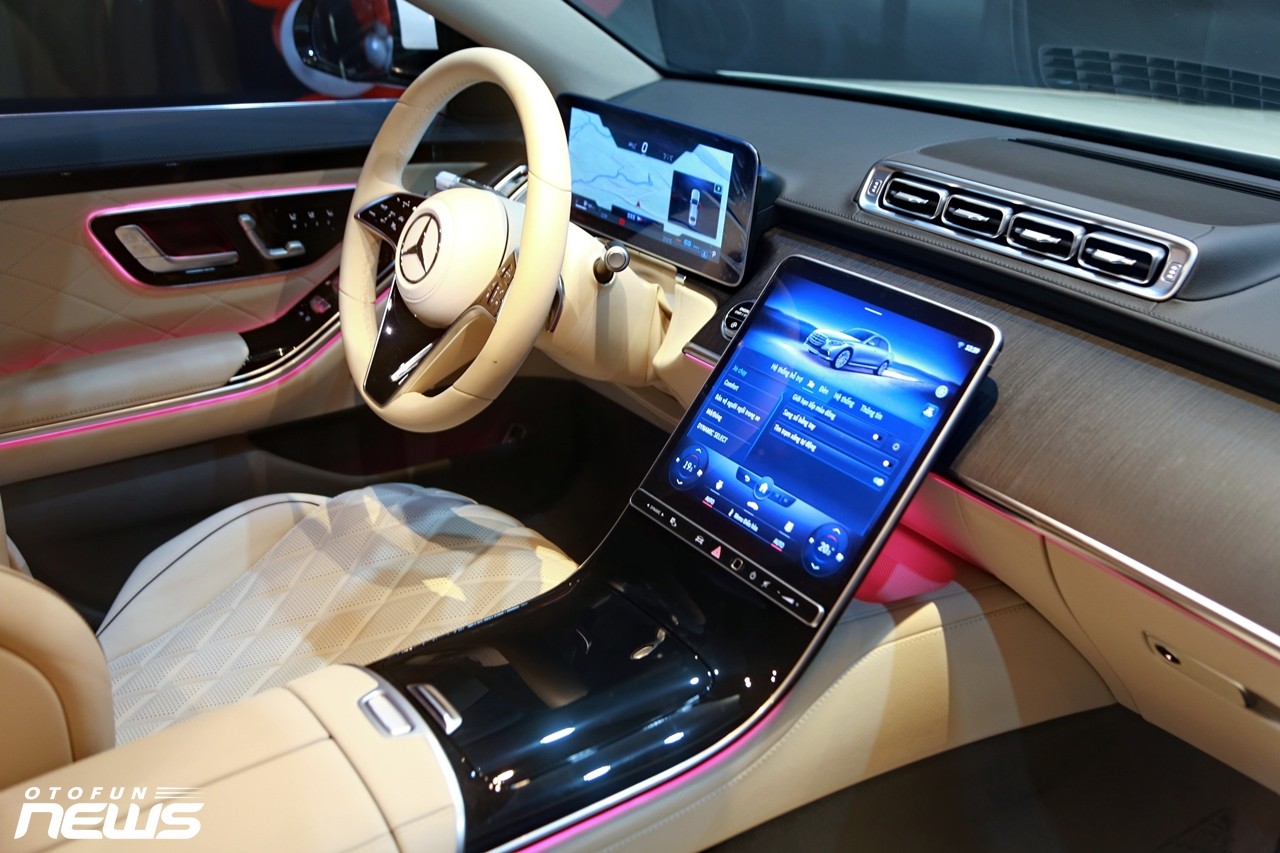 Cận cảnh Mercedes S450 2022 nhập khẩu chính hãng giá 5,2 tỷ đồng Cận cảnh Mercedes S450 2022 nhập khẩu chính hãng giá 5,2 tỷ đồng