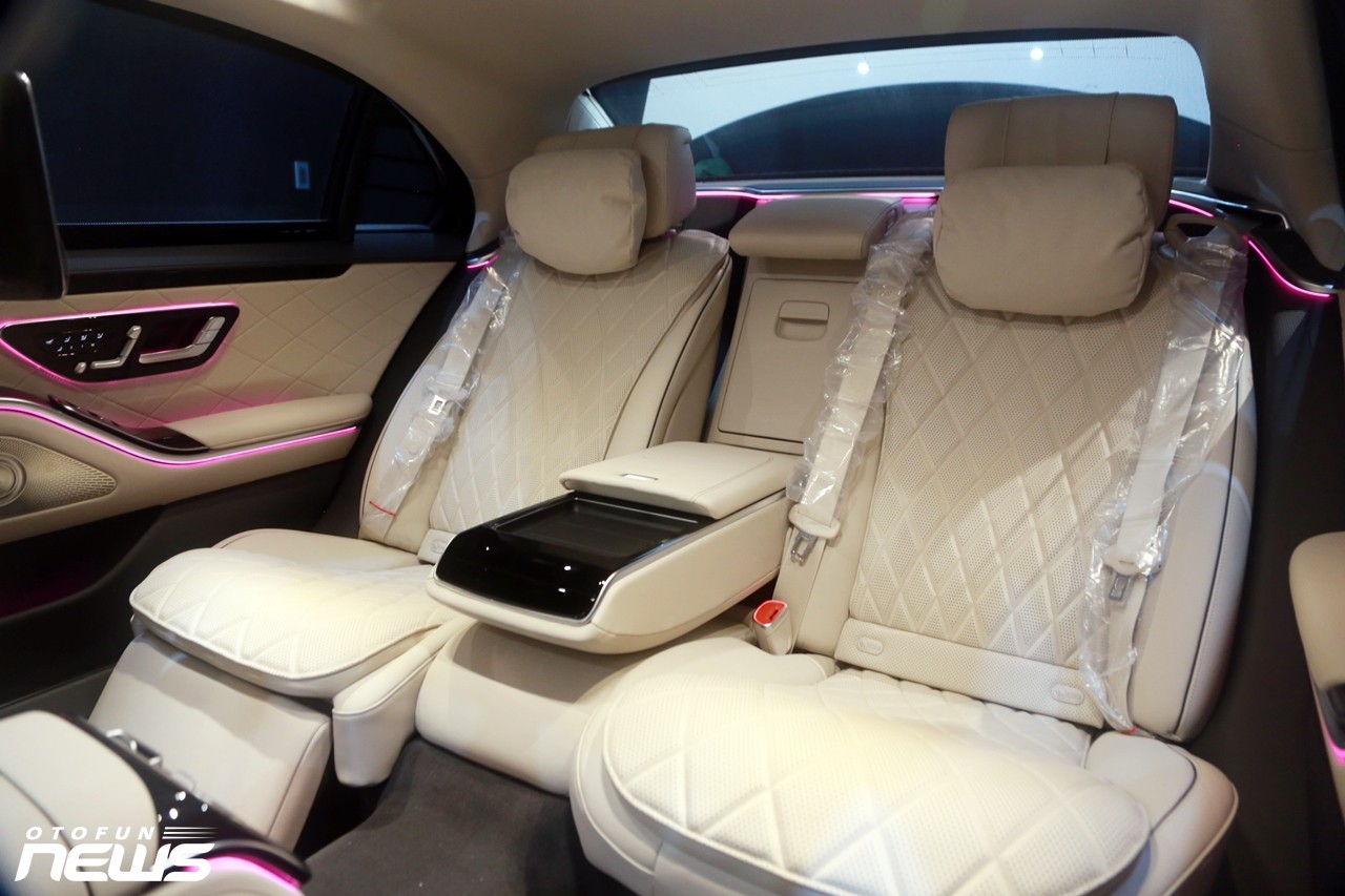 Cận cảnh Mercedes S450 2022 nhập khẩu chính hãng giá 5,2 tỷ đồng Cận cảnh Mercedes S450 2022 nhập khẩu chính hãng giá 5,2 tỷ đồng