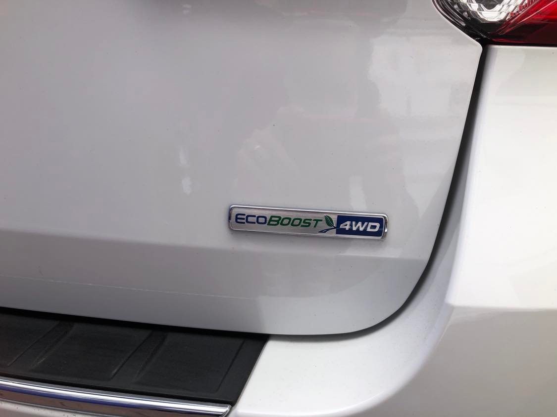 Ford Explorer mới ra mắt, giá 2,366 tỷ đồng