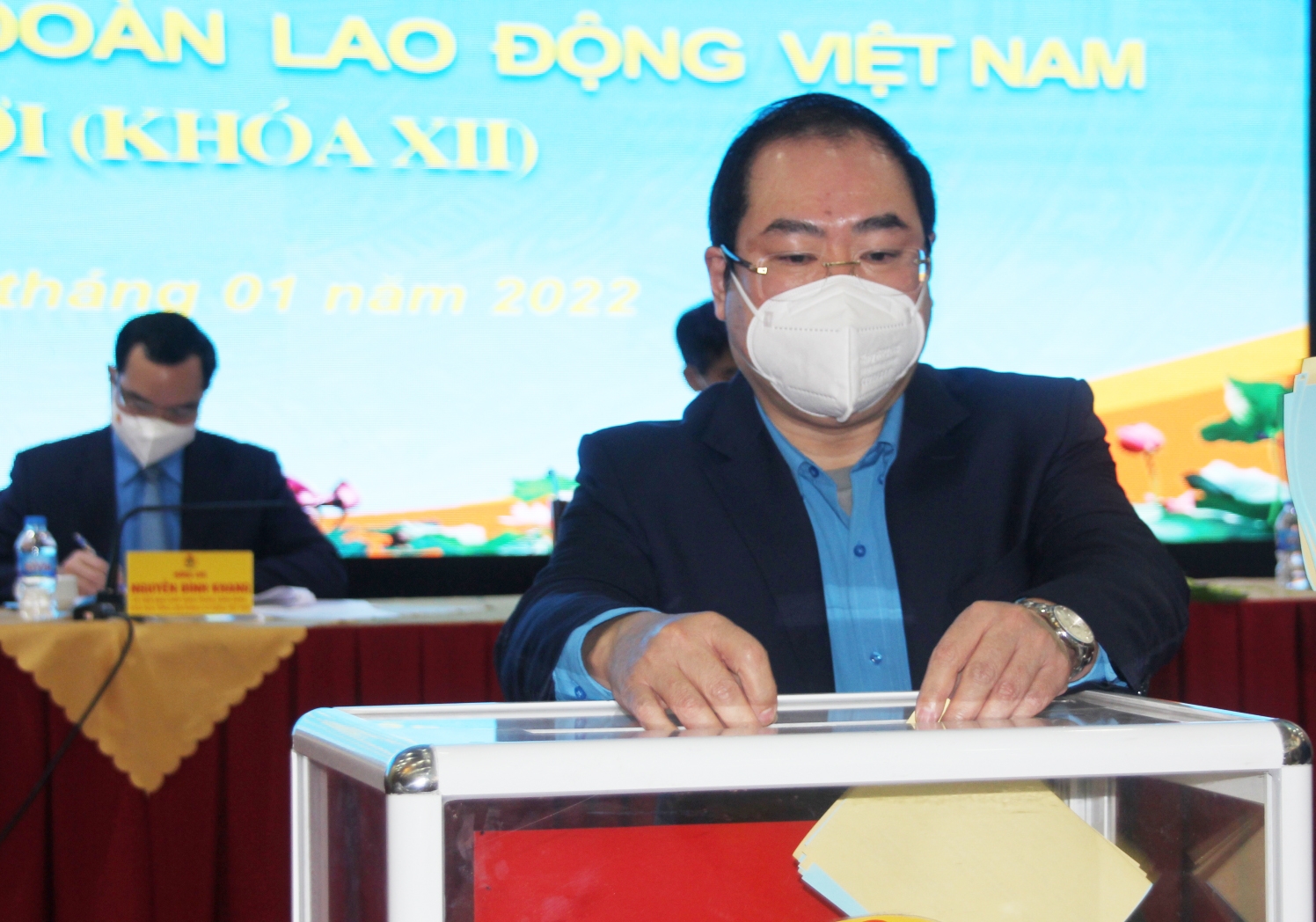 Bầu bổ sung 18 Uỷ viên Ban Chấp hành Tổng LĐLĐ Việt Nam