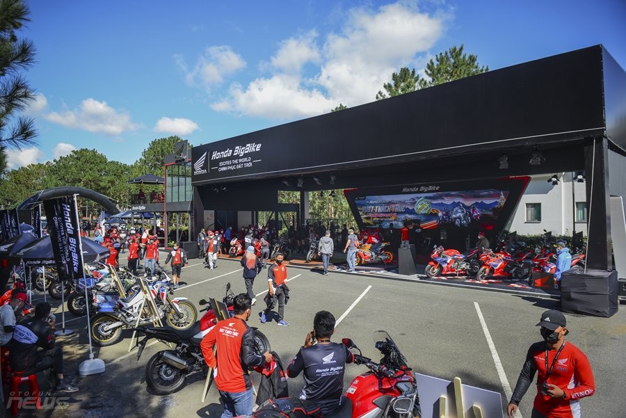 Vượt Covid, gần 300 anh em biker hội tụ tại Honda Biker Day