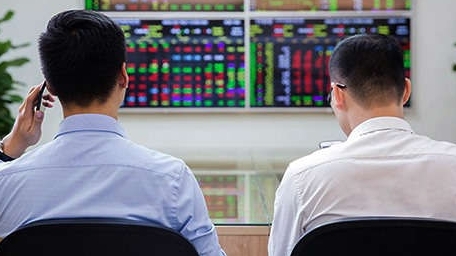 Cần trừng phạt nặng hành vi bán chui cổ phiếu