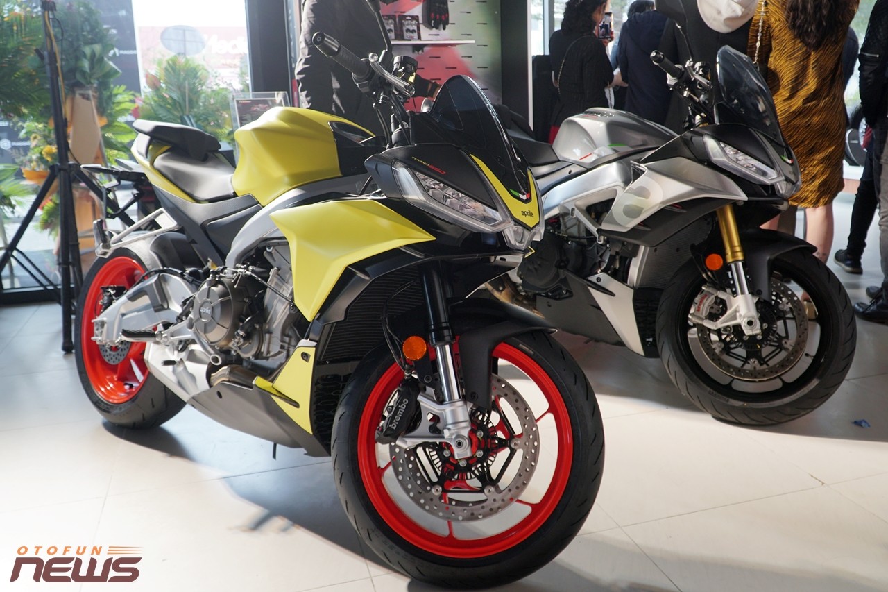 Piaggio khai trương showroom Motoplex đầu tiên tại Hà Nội Piaggio khai trương showroom Motoplex đầu tiên tại Hà Nội