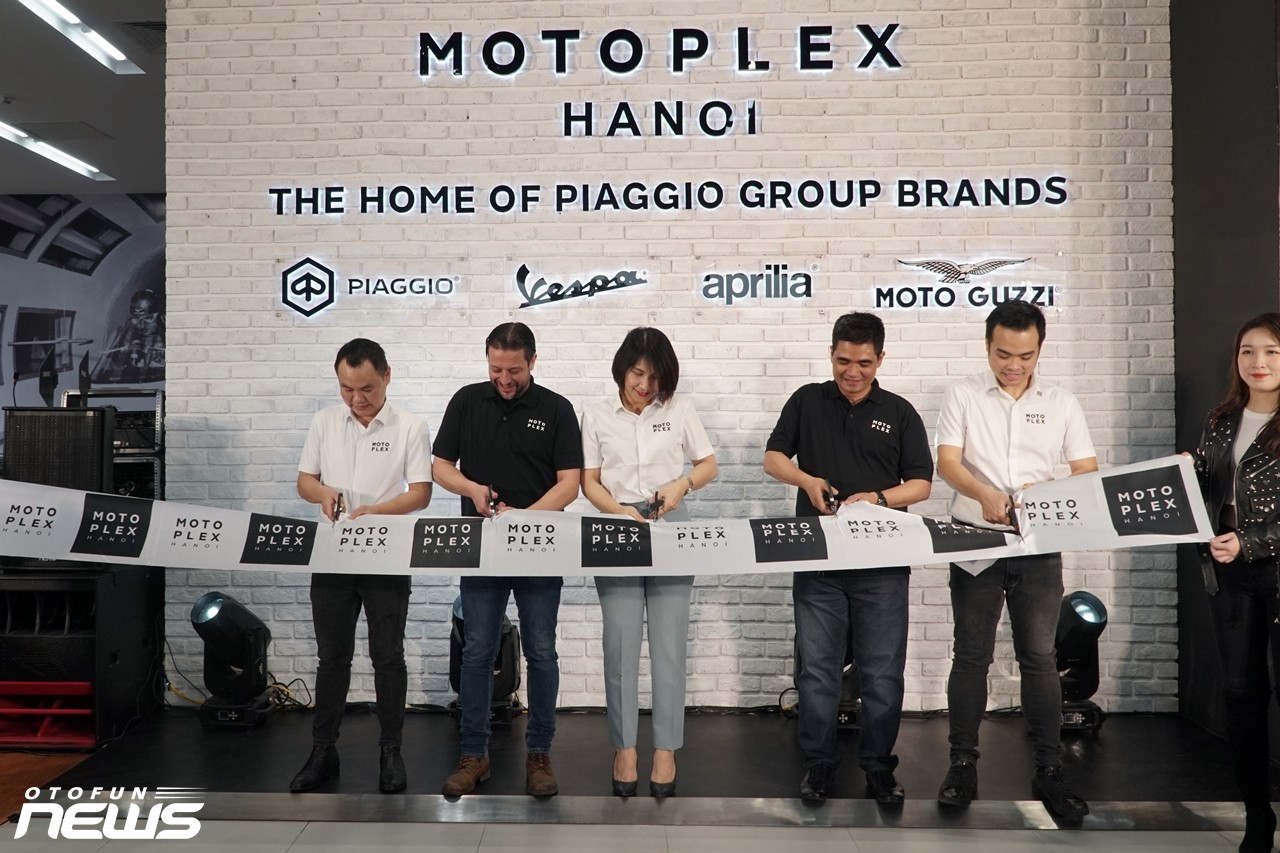 Piaggio khai trương showroom Motoplex đầu tiên tại Hà Nội Piaggio khai trương showroom Motoplex đầu tiên tại Hà Nội
