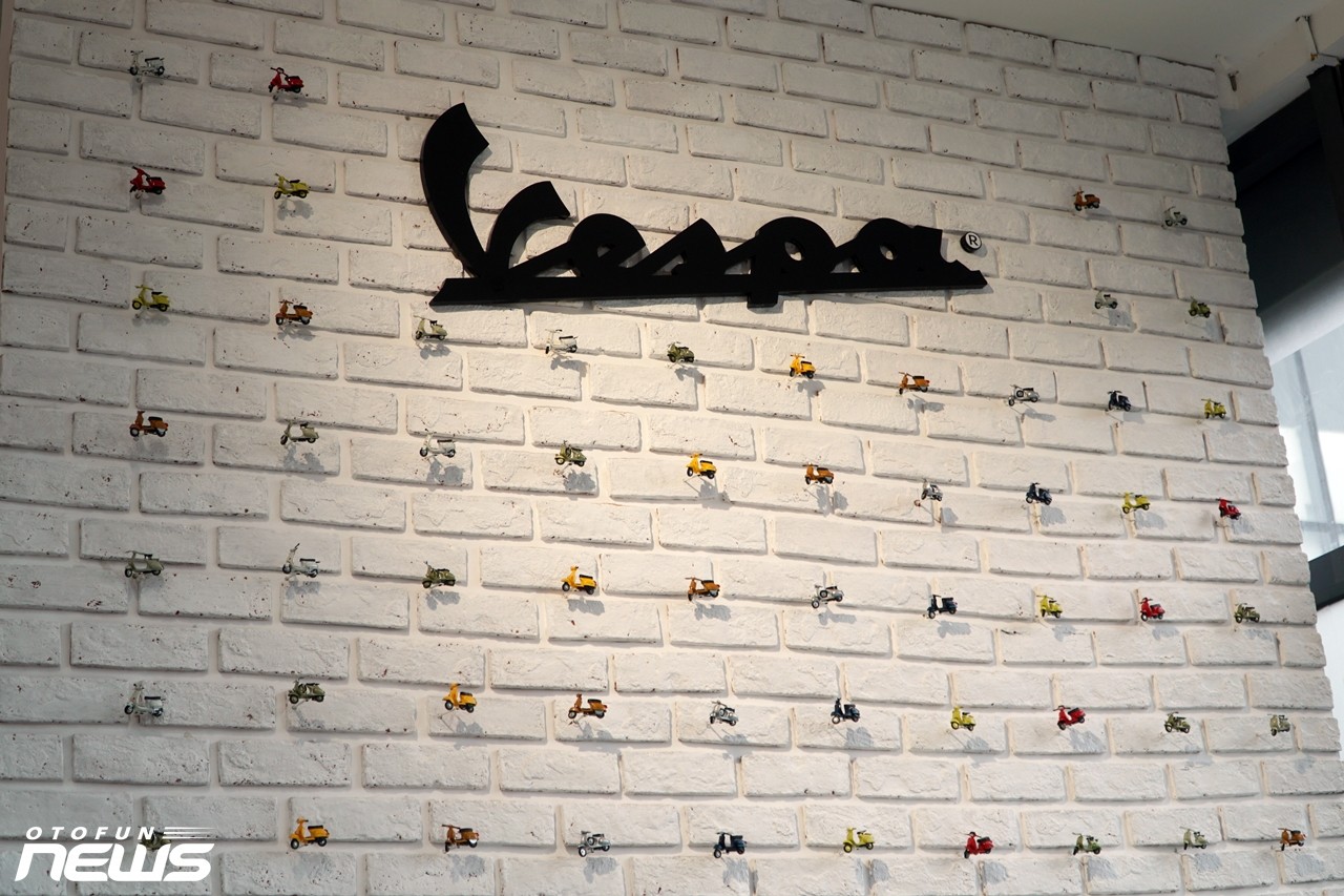 Piaggio khai trương showroom Motoplex đầu tiên tại Hà Nội Piaggio khai trương showroom Motoplex đầu tiên tại Hà Nội